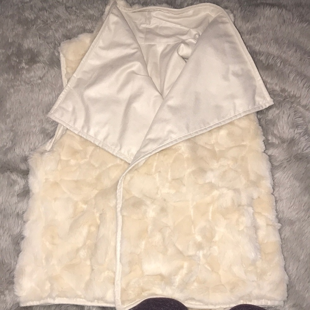 Kut from the Kloth fur vest